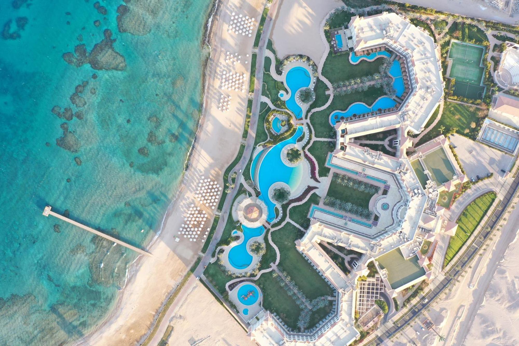 Baron Palace Sahl Hasheesh Hurghada Esterno foto Aerial view of the resort