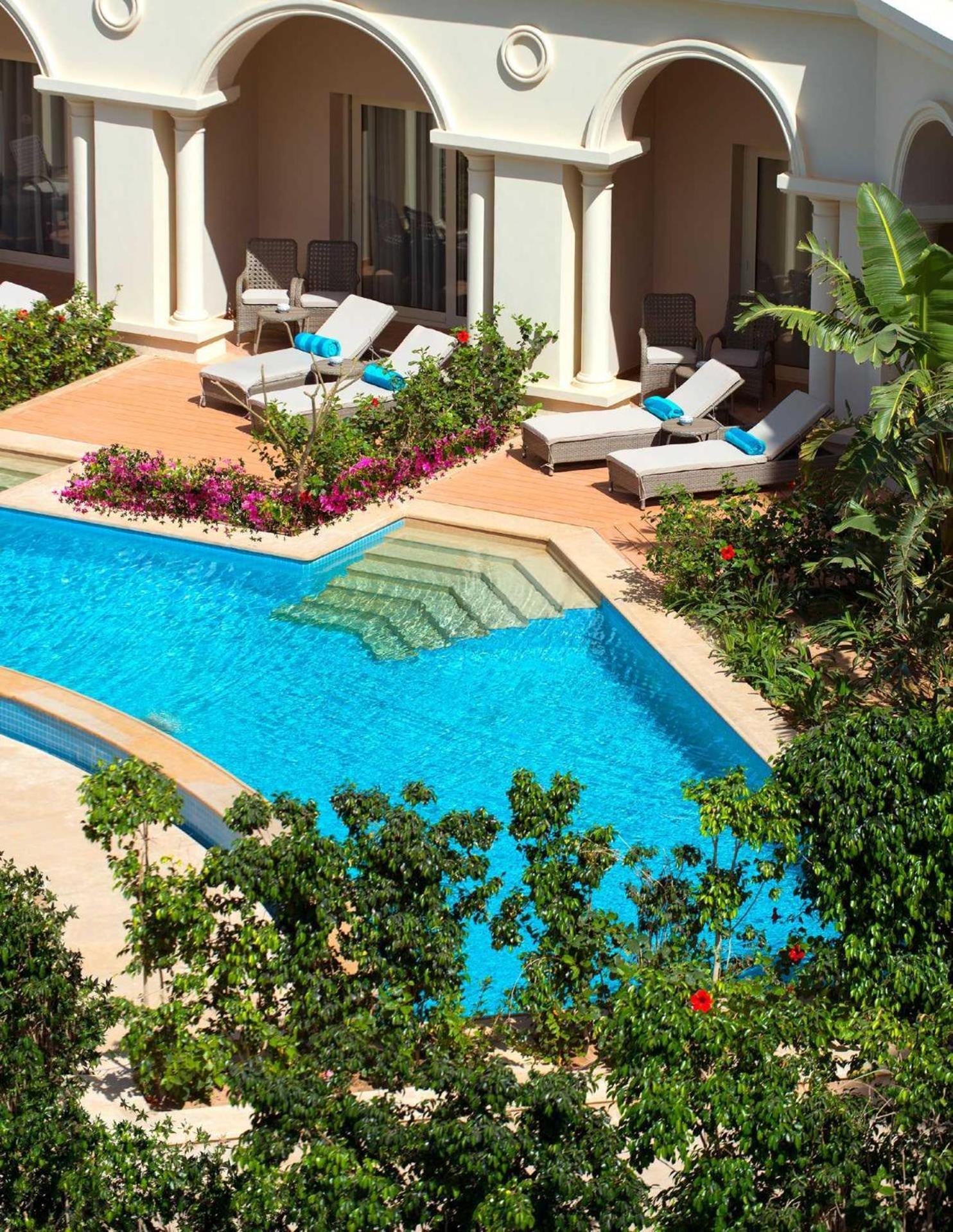 Baron Palace Sahl Hasheesh Hurghada Esterno foto The swimming pool at the hotel